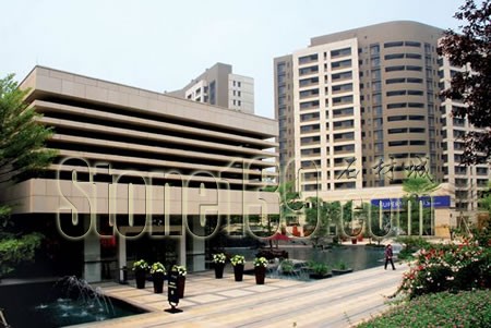 石材應(yīng)用中常見(jiàn)的6種地鋪石裝飾