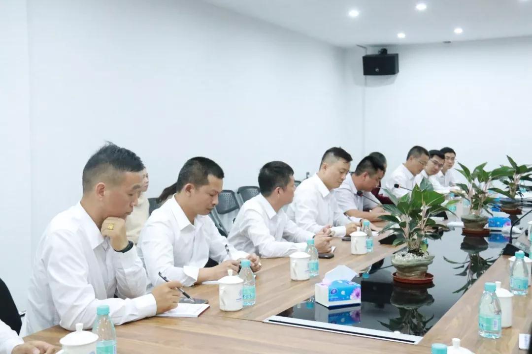 國外石材考察團來水頭考察石材產業