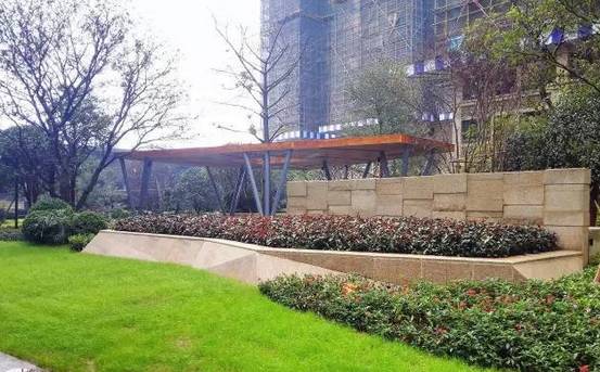 花崗巖石材樹(shù)池園藝環(huán)境石應(yīng)用案例欣賞