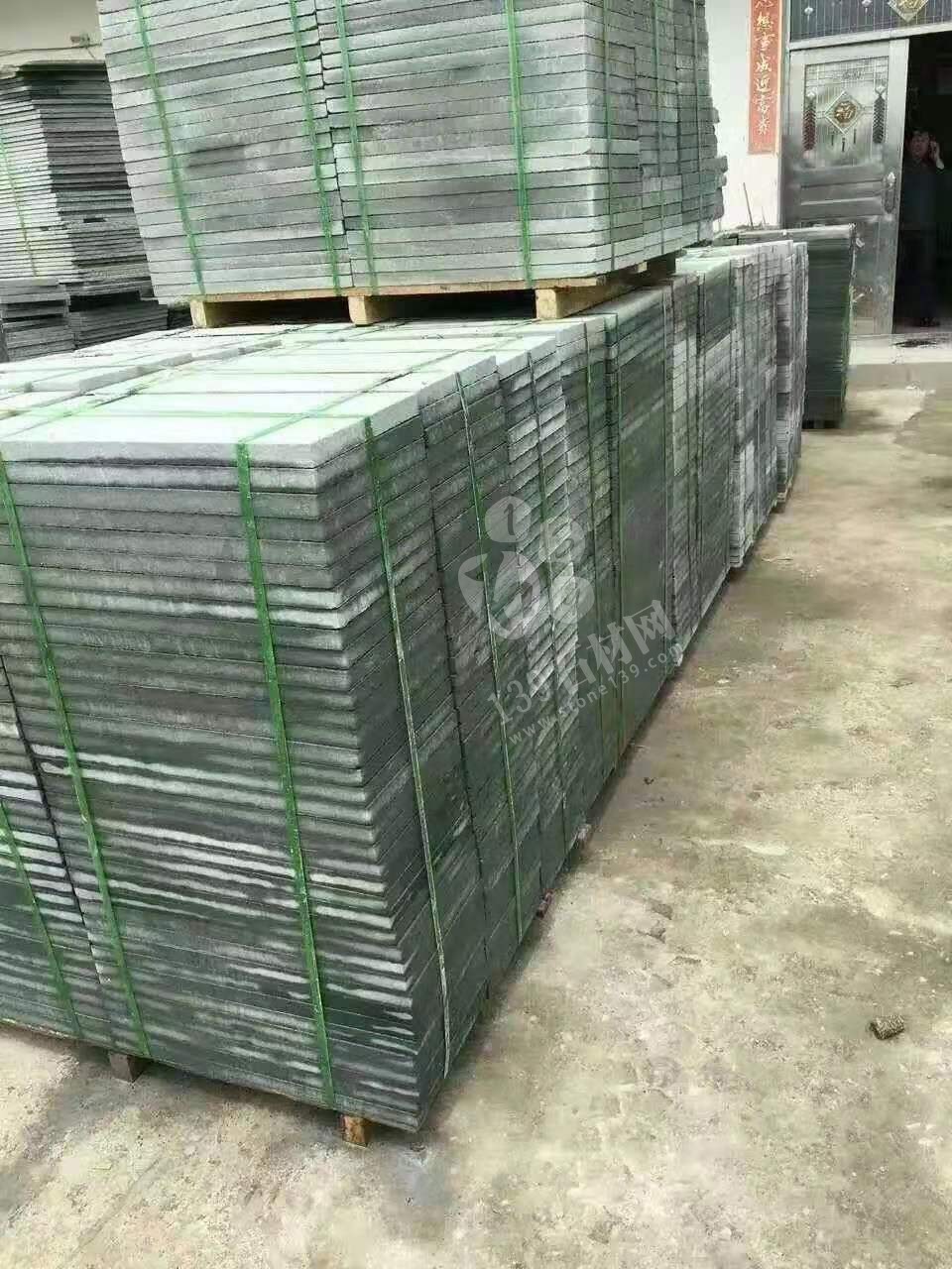 青石廣告朋友圈來一波 恒發(fā)石材老板冒個泡