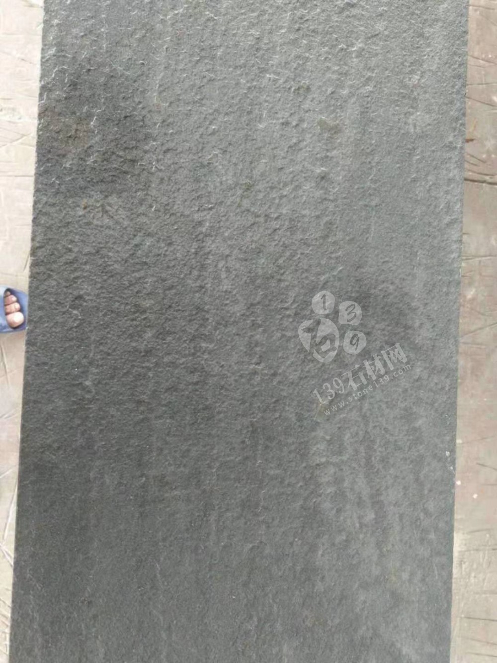 青石廣告朋友圈來一波 恒發(fā)石材老板冒個泡