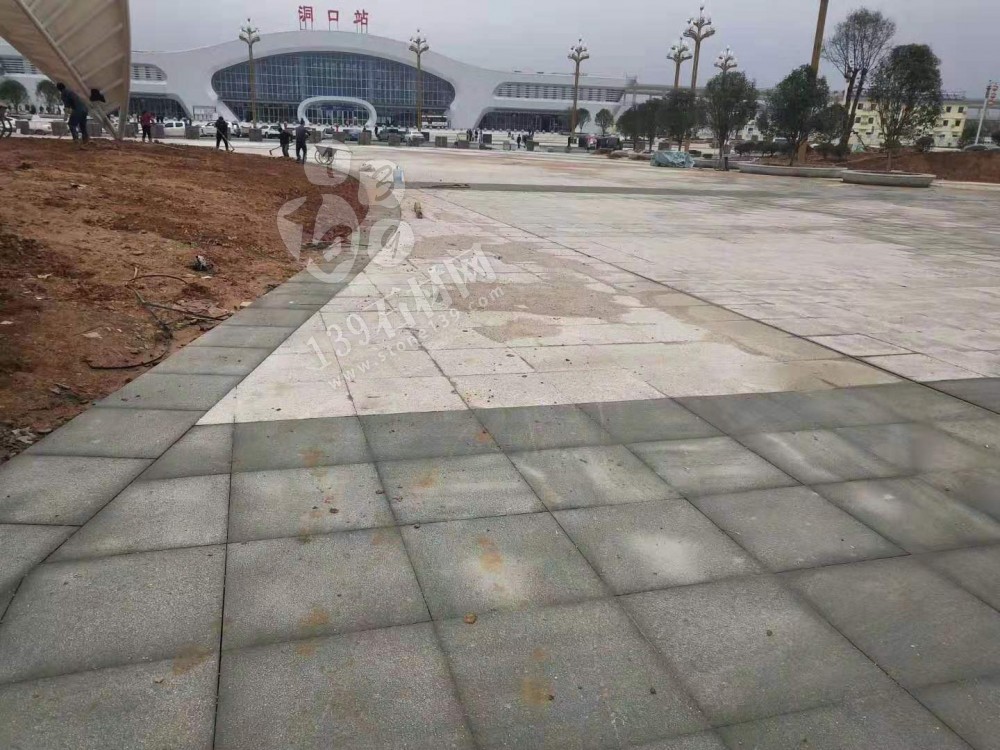 青石廣告朋友圈來一波 恒發(fā)石材老板冒個泡