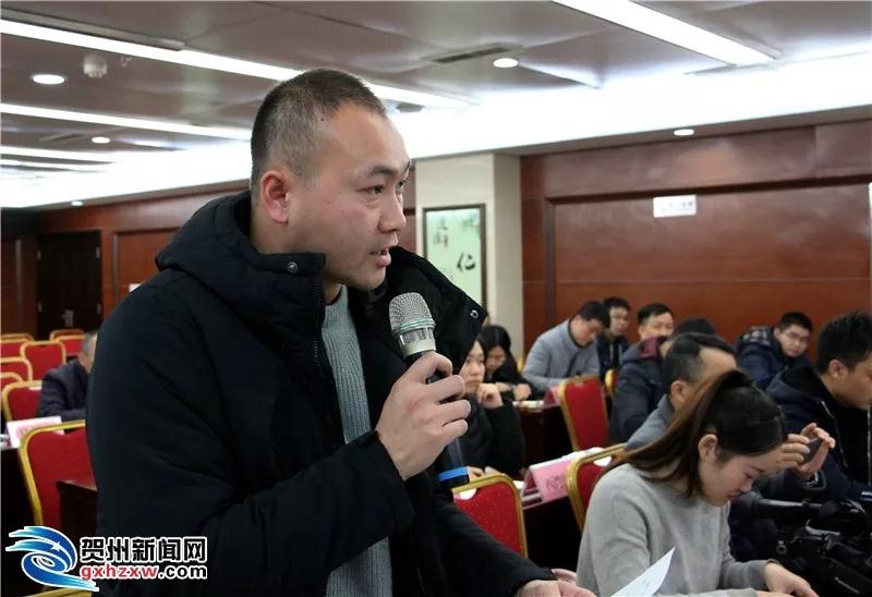 廣西賀州市石材碳酸鈣行業(yè)“小散亂”整治工作新聞發(fā)布會召開