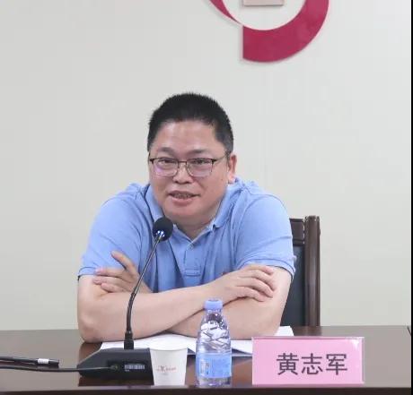南安市首批石材產(chǎn)業(yè)星級人才評審會(huì)在水頭鎮(zhèn)石材協(xié)會(huì)舉行