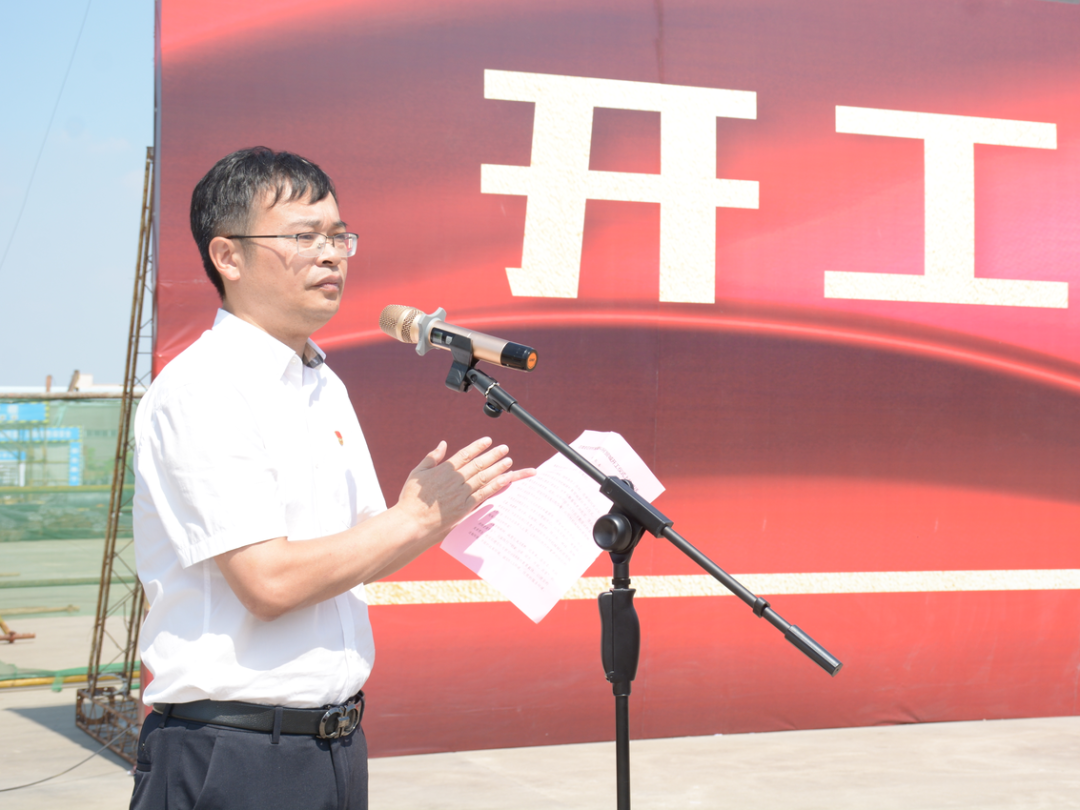 南安石材機(jī)械輔料展貿(mào)城項目舉行開工儀式