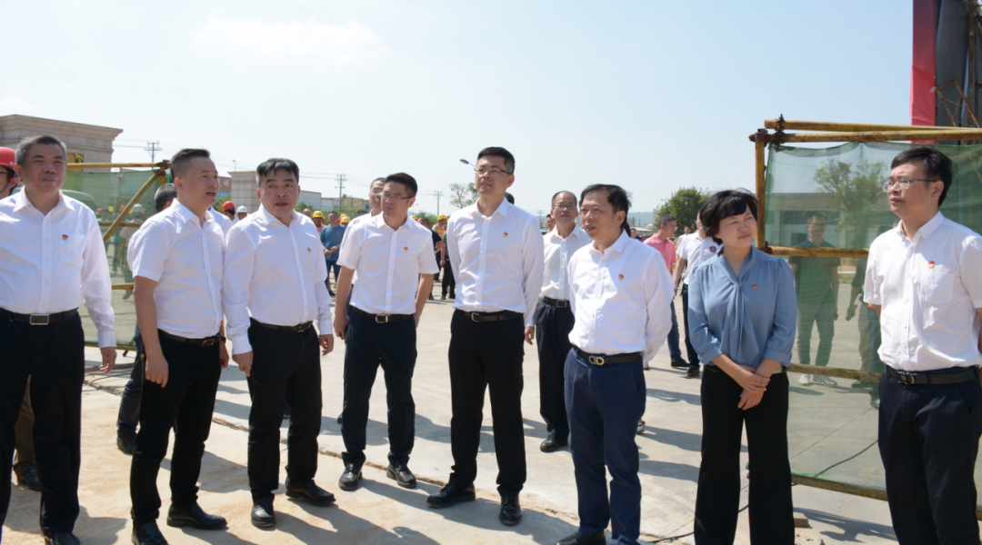 南安石材機(jī)械輔料展貿(mào)城項目舉行開工儀式