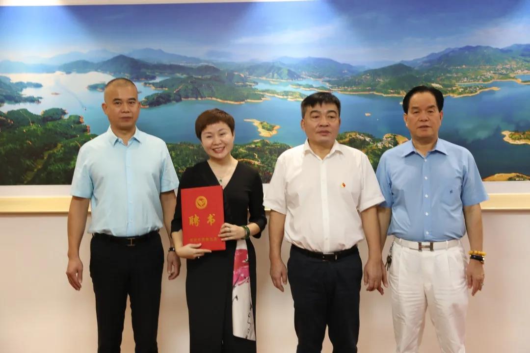 【石界大愛】近期，眾多石企認捐數千萬，用于開展扶貧濟困、文化教育等慈善公益活動
