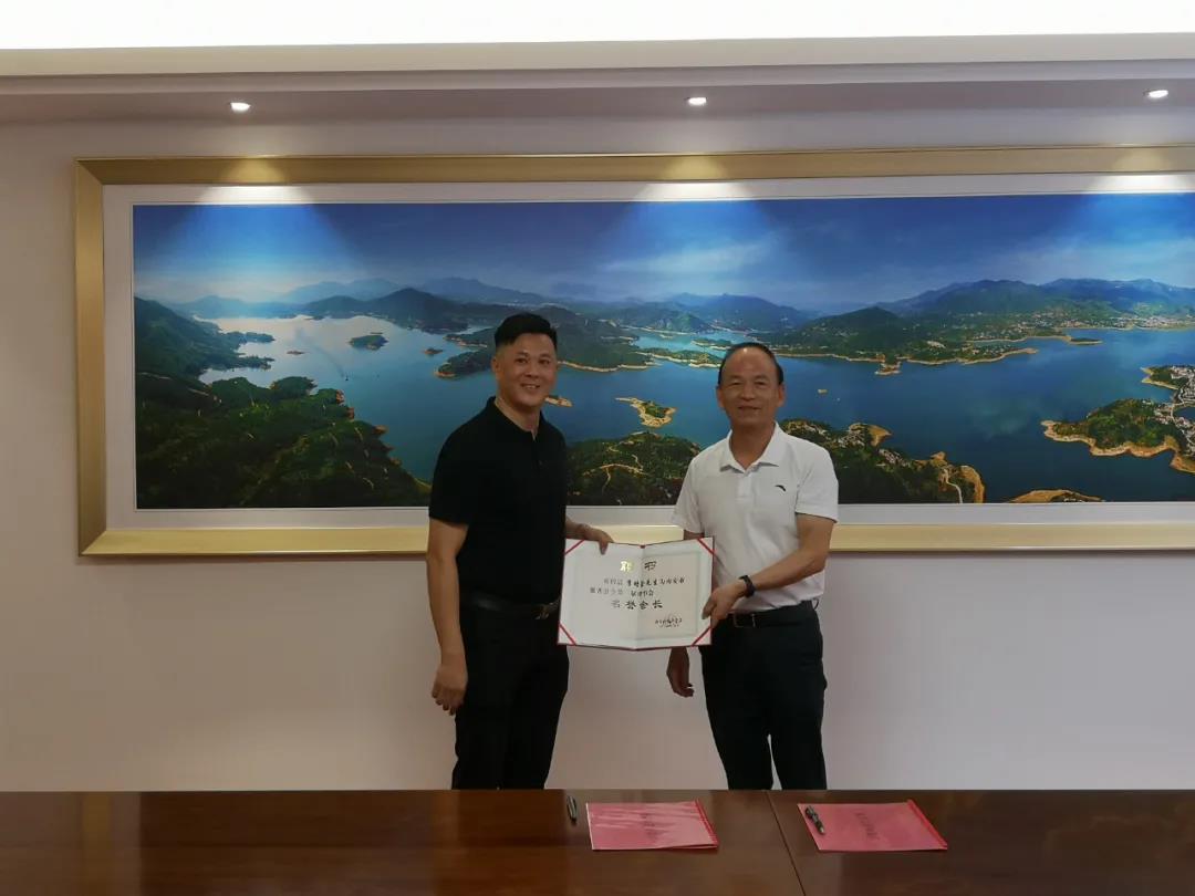 【石界大愛】近期，眾多石企認捐數千萬，用于開展扶貧濟困、文化教育等慈善公益活動