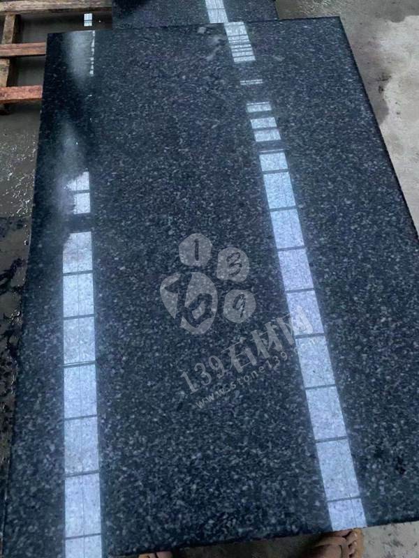 【鐘山大枋石業(yè)】經(jīng)營(yíng)廣西芝麻黑654毛光板、樹(shù)池石、水溝蓋板、馬蹄石、園林環(huán)境等異形石材